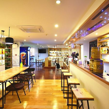 Ease Hostel Kujlin Kültér fotó